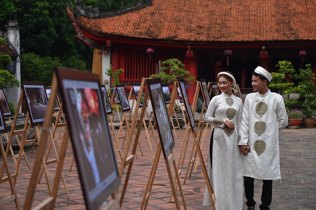 Triển lãm ảnh “Hà Nội trong tôi” lần thứ 15 - năm 2020: Thêm yêu, thêm tự hào về Hà Nội - Ảnh 2