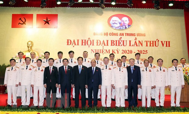 Thủ tướng Nguyễn Xuân Phúc: Giữ vững và mài sắc hơn 'thanh bảo kiếm' - Ảnh 3