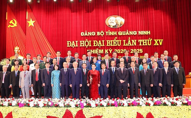 Chủ tịch Quốc hội dự Đại hội đại biểu Đảng bộ tỉnh Quảng Ninh - Ảnh 3