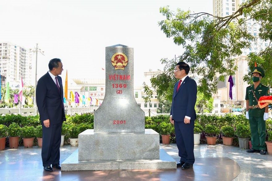 Kỷ niệm 20 năm Việt Nam - Trung Quốc ký Hiệp ước biên giới trên đất liền - Ảnh 1