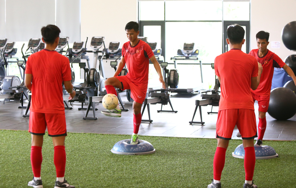 HLV Philippe Troussier: U19 Việt Nam có tới 50% nòng cốt tham dự World Cup 2026 - Ảnh 2