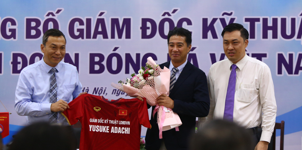 Tân GĐKT VFF Yusuke Adachi: "Bóng đá Việt Nam có tiềm năng lớn hơn một số nước châu Á" - Ảnh 2