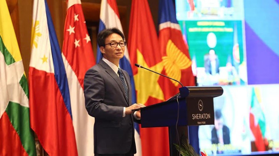 Phó Thủ tướng Vũ Đức Đam dự Hội nghị cấp Bộ trưởng ASEAN về nguồn nhân lực - Ảnh 1