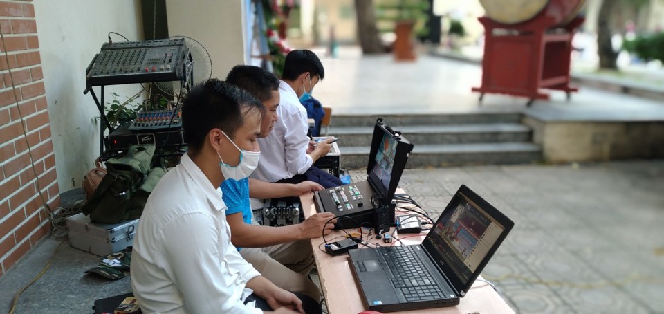 Hà Nội: Hơn 2,1 triệu học sinh bước vào năm học mới 2020-2021 - Ảnh 25