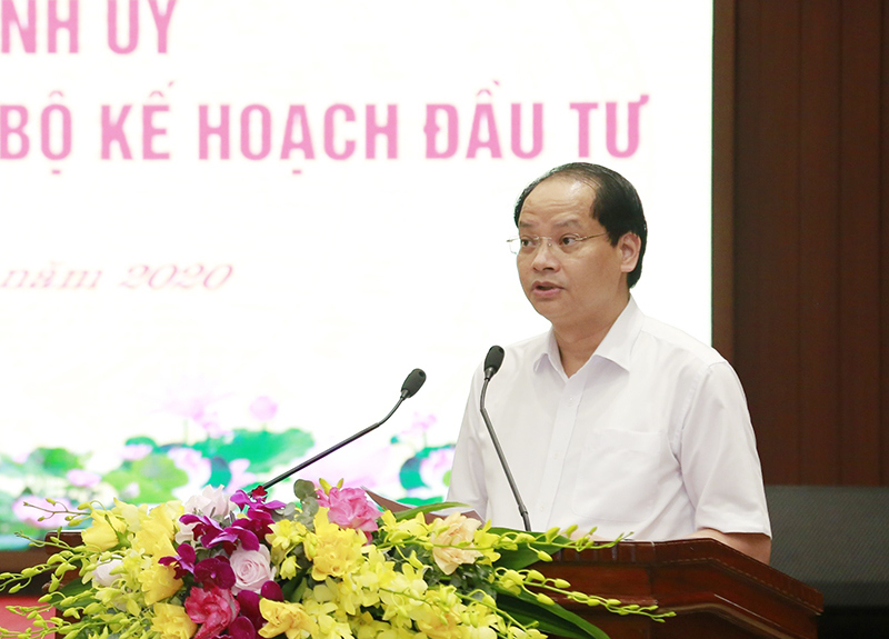 Thường trực Thành ủy Hà Nội làm việc với Ban Cán sự Đảng Bộ KH&ĐT: Thúc đẩy phối hợp trong quy hoạch, phát triển kinh tế - xã hội - Ảnh 2