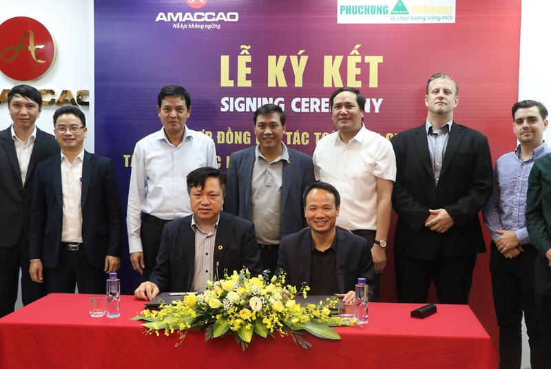 AMACCAO và Phục Hưng Holdings chính thức ký hợp tác toàn diện - Ảnh 1