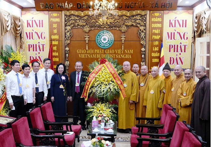 Phó Thủ tướng Thường trực Chính phủ Trương Hòa Bình chúc mừng Giáo hội Phật giáo Việt Nam - Ảnh 2