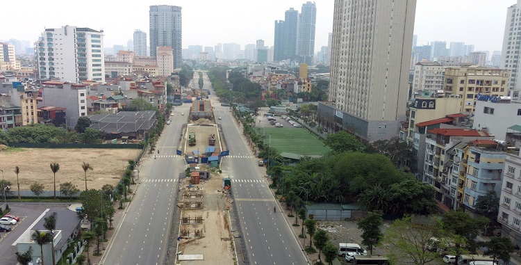 Các thời điểm cấm lưu thông trên đường Hoàng Quốc Việt người dân cần biết - Ảnh 1