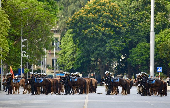 [Ảnh] Kỵ binh Cảnh sát cơ động diễu hành trên Quảng trường Ba Đình - Ảnh 2