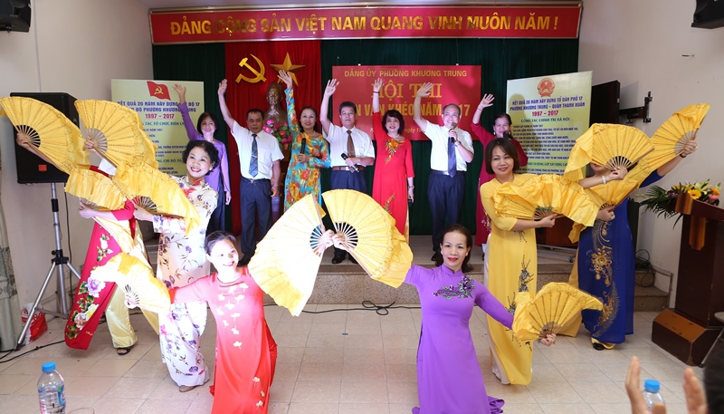 Đảng bộ phường Khương Trung, quận Thanh Xuân: Tích cực trong phát triển kinh tế - xã hội - Ảnh 4
