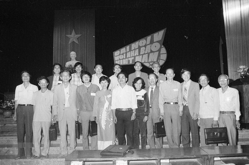 Hình ảnh chặng đường 70 năm thành lập Hội Nhà báo Việt Nam - Ảnh 19