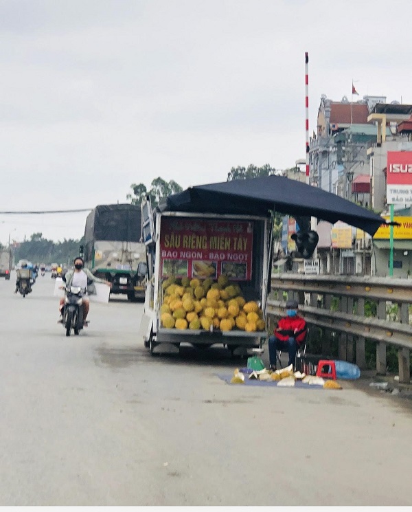 Thanh Trì: Nhiều hàng quán mở cửa trở lại, vẫn còn người dân lơ là phòng dịch - Ảnh 10