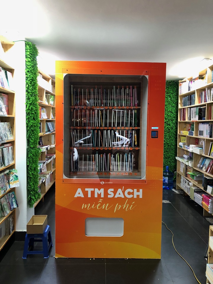 [Ảnh] Cây ATM sách miễn phí đầu tiên xuất hiện tại Hà Nội - Ảnh 5