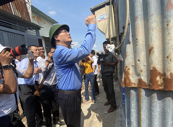 TP Hồ Chí Minh: Bí thư Nguyễn Thiện Nhân kiểm tra thực tế vi phạm xây dựng tại Bình Chánh - Ảnh 1