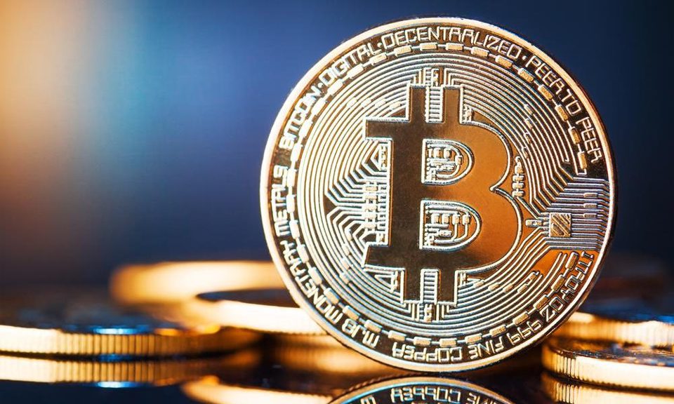 Bitcoin tiến sát mốc 10.000 USD - Ảnh 1