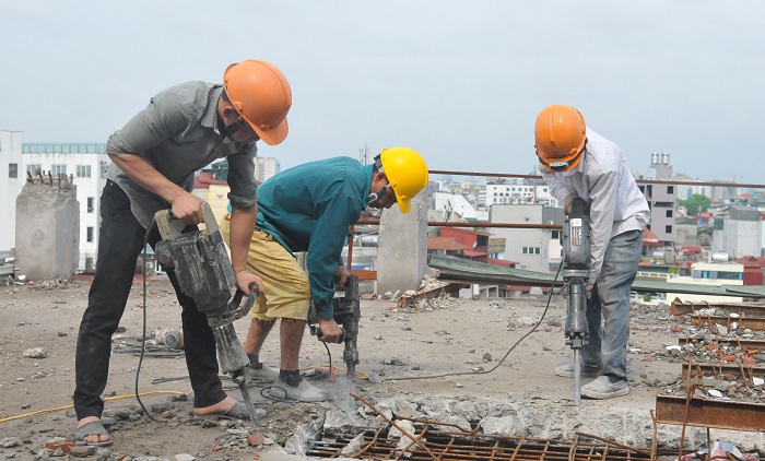 Hoàn Kiếm, Hà Nội: Cưỡng chế các công trình xây dựng sai phép - Ảnh 1