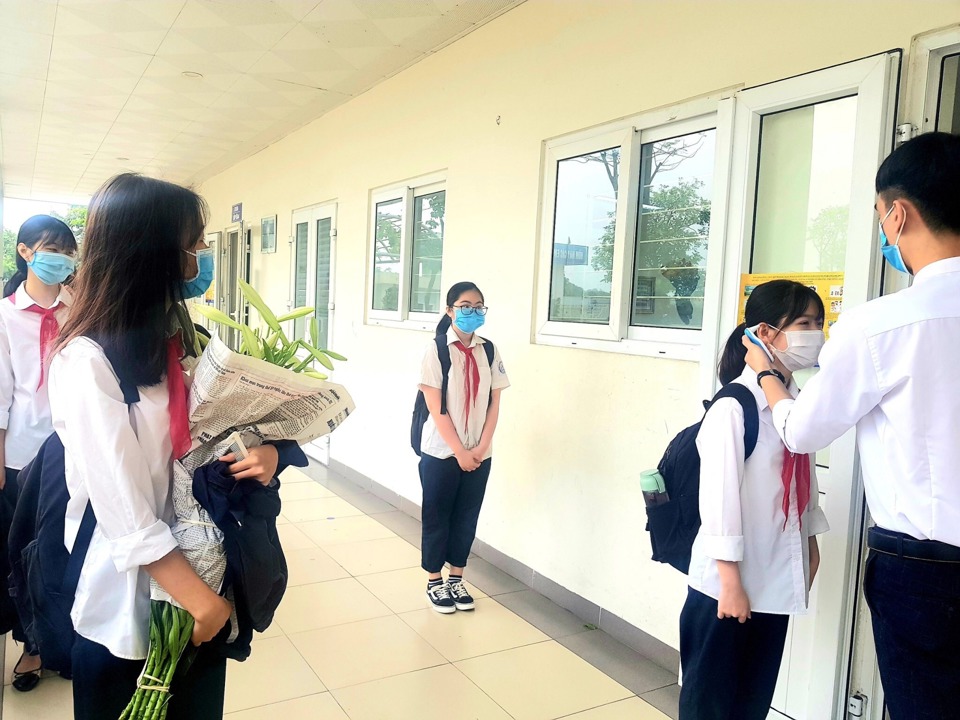 Tuần đầu học sinh Hà Nội trở lại trường: Ứng phó linh hoạt trong phòng dịch và phương thức đào tạo - Ảnh 2
