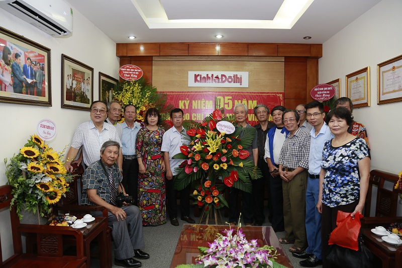 Nhiều đơn vị chúc mừng báo Kinh tế & Đô thị nhân 95 năm Ngày Báo chí Cách mạng Việt Nam - Ảnh 23