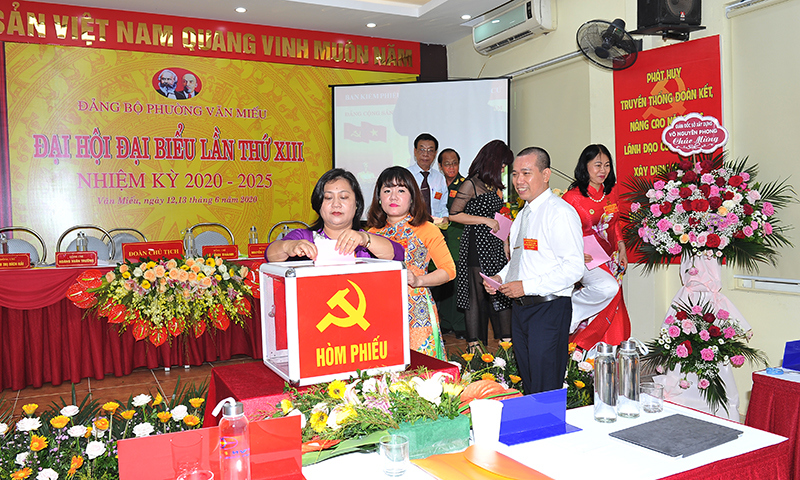 Đảng bộ phường Văn Miếu phấn đấu hoàn thành vượt chỉ tiêu thu ngân sách quận giao - Ảnh 1