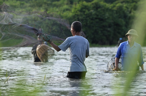Hà Tĩnh: Khai hội đánh cá Đồng Hoa - Ảnh 5