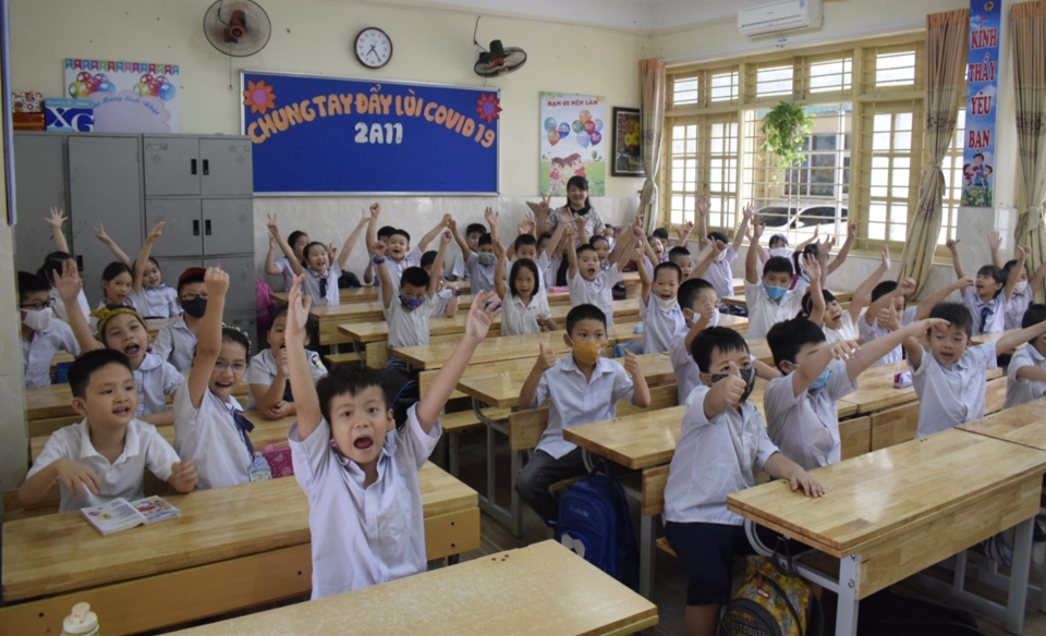 Hà Nội: Gần 1.900 trường mầm non, tiểu học mở cửa đón học sinh trở lại - Ảnh 8