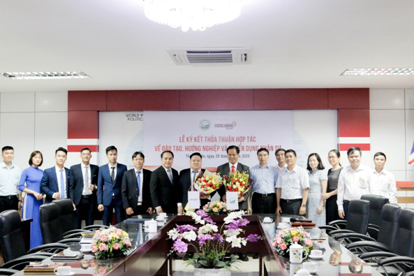 Tập đoàn Hừng Đông ký kết hợp tác chiến lược cùng Trường Đại học Nông lâm Thái Nguyên - Ảnh 3