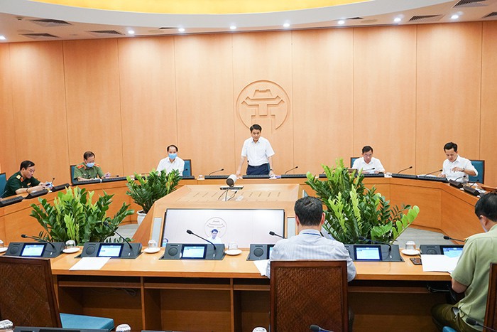 Chủ tịch Nguyễn Đức Chung: Giáo viên, học sinh phải thuộc lòng quy tắc phòng chống Covid-19 trong trường học - Ảnh 1