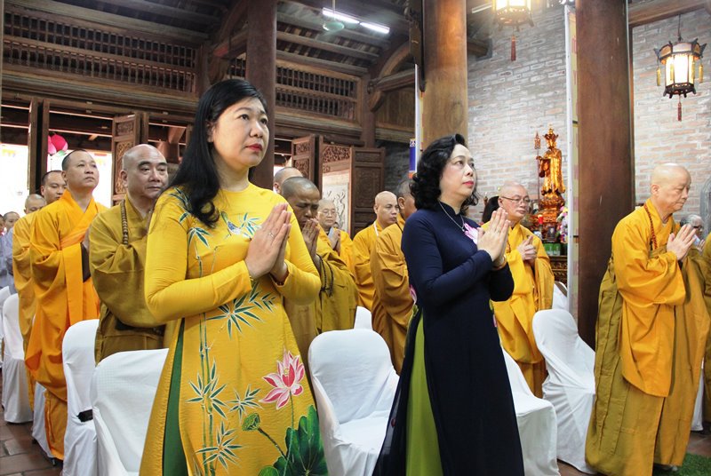 Lãnh đạo thành phố Hà Nội dự Đại lễ Phật đản 2020 tại chùa Bà Đá - Ảnh 1