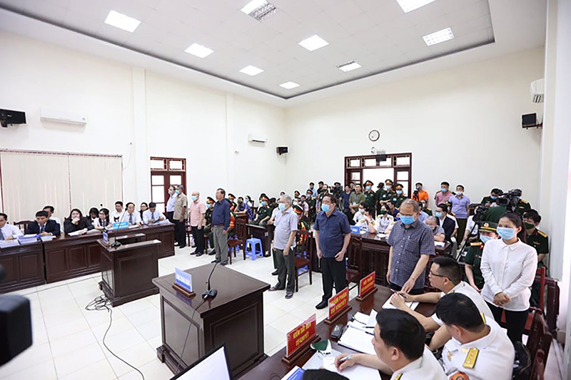 Nguyên Thứ trưởng Bộ Quốc phòng Nguyễn Văn Hiến bị đề nghị mức án từ 3-4 năm tù - Ảnh 2