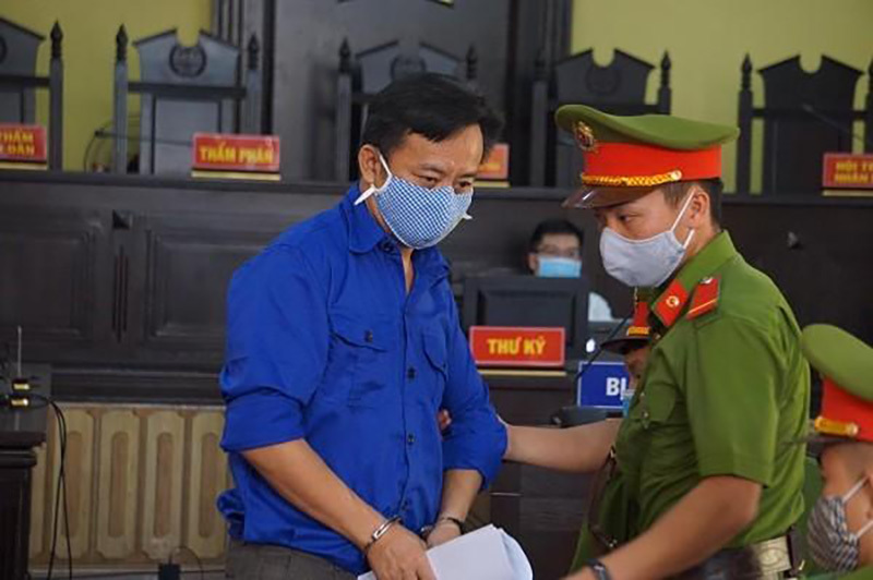 Gian lận thi cử tại Sơn La: Nguyên Phó Giám đốc Sở GD&ĐT Sơn La bị đề nghị từ 7-8 năm tù - Ảnh 2