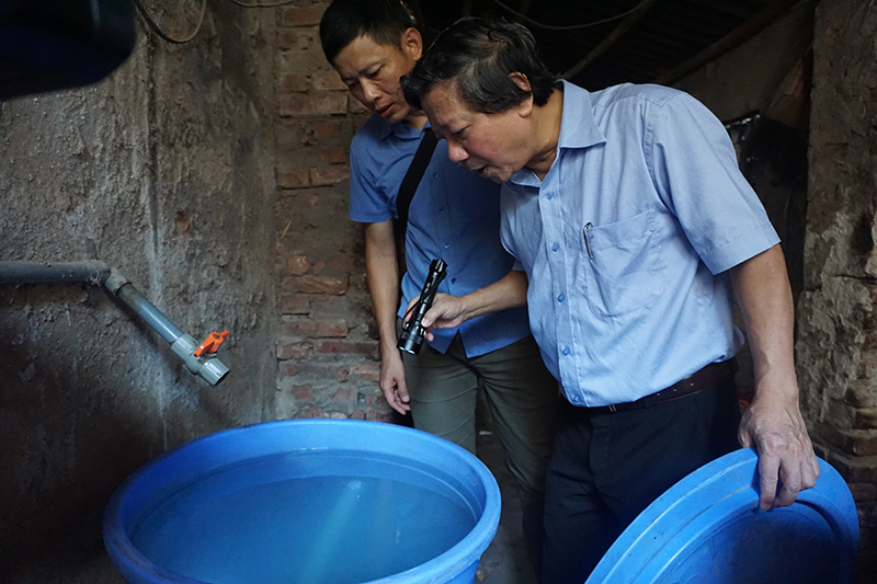 Phát hiện 8 ổ dịch sốt xuất huyết tại huyện Thanh Oai - Ảnh 3