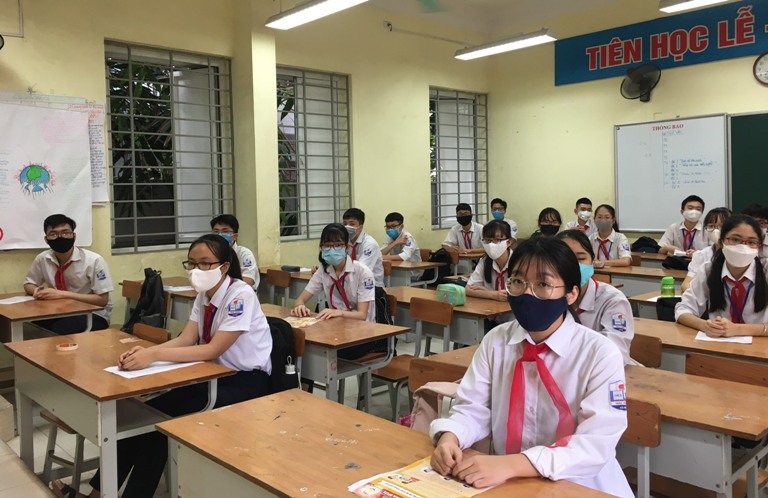Quận Hoàng Mai: Thực hiện nghiêm quy định phòng dịch khi học sinh khi đi học trở lại - Ảnh 1