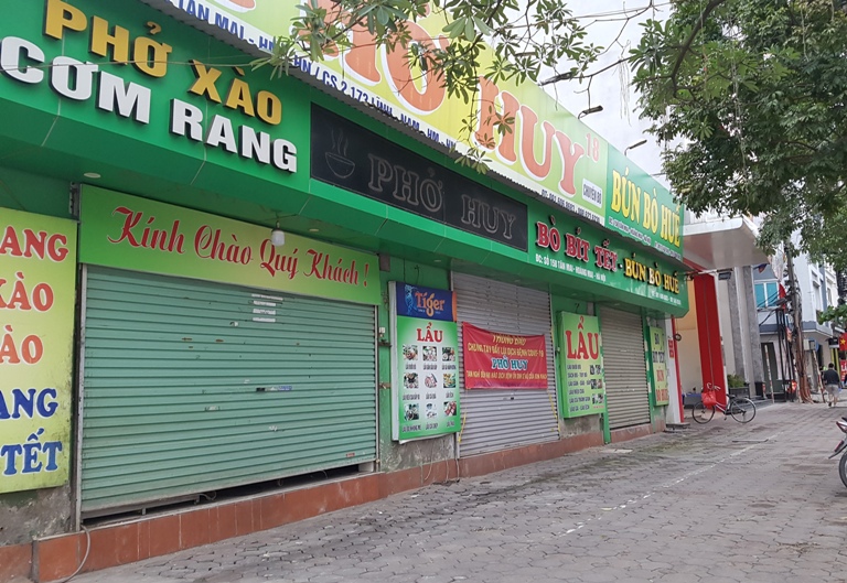 Quận Hoàng Mai: Nhiều cơ sở kinh doanh, hàng quán lớn chưa mở cửa trở lại - Ảnh 1