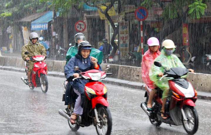 Thời tiết 10 ngày tới tại Hà Nội: Ngày nắng, đêm có mưa rào và dông rải rác - Ảnh 1