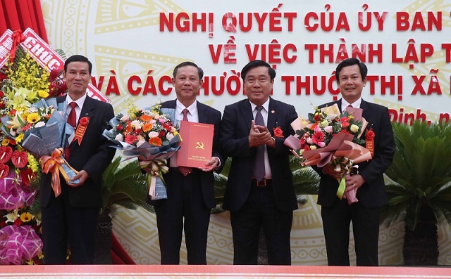 Bình Định công bố thành lập thị xã Hoài Nhơn - Ảnh 1