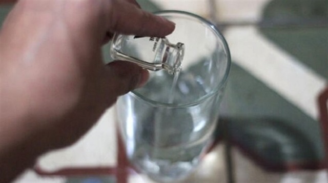 Bỏ thuốc vào nguồn nước để đầu độc cả gia đình - Ảnh 1