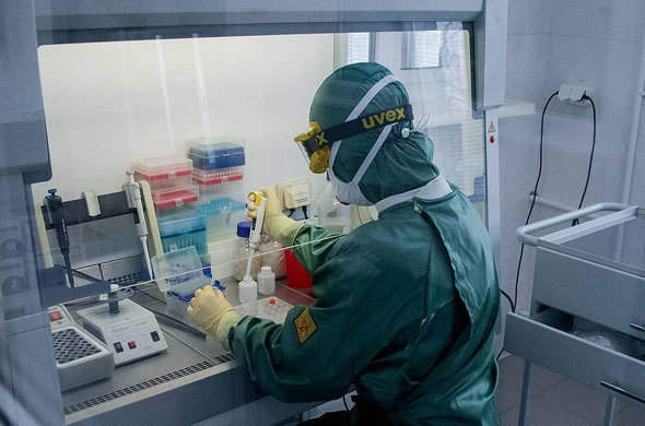 Nga có thể bắt đầu sản xuất vaccine ngừa Covid-19 vào tháng 8 - Ảnh 1