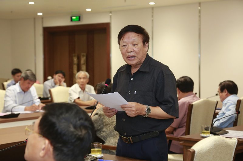 Hà Nội: Lấy ý kiến nguyên lãnh đạo chủ chốt, tiếp tục hoàn thiện Dự thảo Báo cáo chính trị Đại hội XVII Đảng bộ thành phố - Ảnh 7