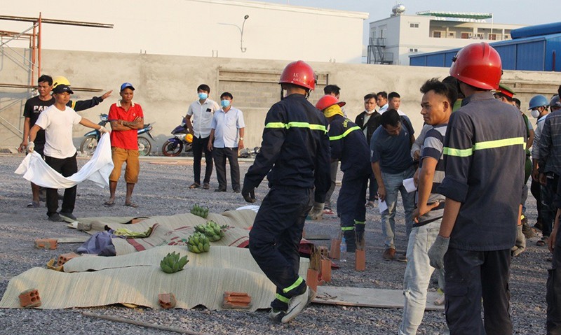 Đồng Nai: Sập tường ở Khu công nghiệp huyện Trảng Bom, 10 người tử vong - Ảnh 2