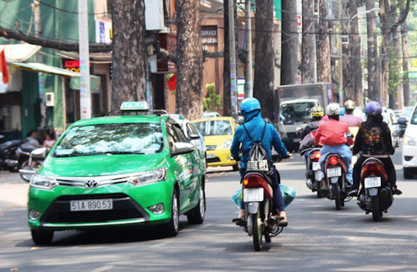 TP Hồ Chí Minh: Tiếp tục tạm ngừng hoạt động của Grab và taxi từ ngày 23/4