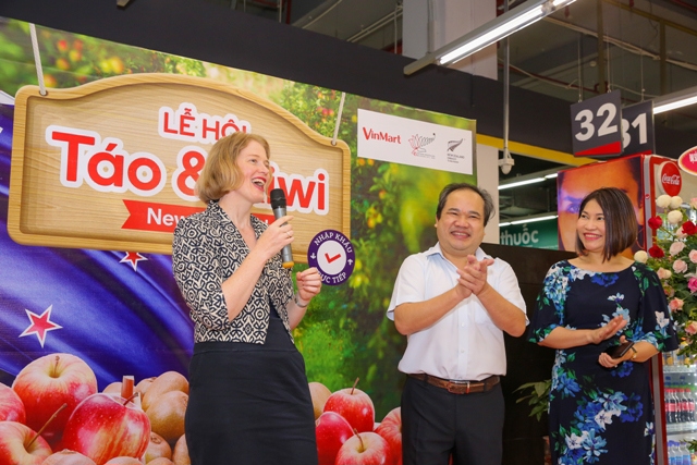 Đại sứ New Zealand quảng bá Lễ hội trái cây tại VinMart - Ảnh 1