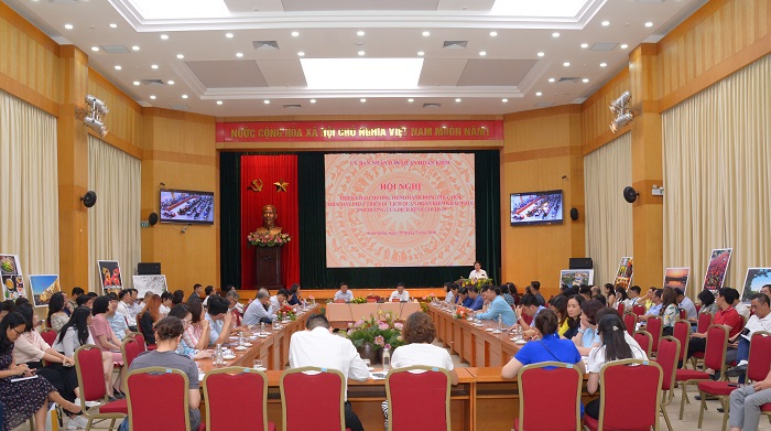 Bí thư Quận ủy Hoàn Kiếm Dương Đức Tuấn: Nghiên cứu phát triển kinh tế đêm để thúc đẩy du lịch - Ảnh 1