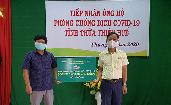 Carlsberg Việt Nam ủng hộ 2 tỷ đồng phòng chống đại dịch Covid-19 - Ảnh 1