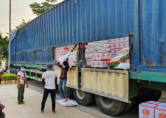 Khởi tố vụ vận chuyển trái phép gần 60 tấn gạo tại Quảng Trị - Ảnh 1