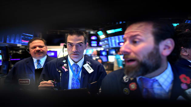 S&P 500 lập kỷ lục, chứng khoán châu Á tăng vọt - Ảnh 2