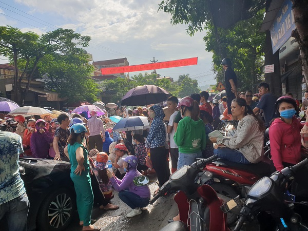 Hải Phòng: Công nhân KaiYang tiếp tục đình công gây ách tắc giao thông - Ảnh 2