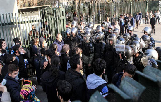 Các cuộc biểu tình không ảnh hưởng đến sản xuất dầu mỏ của Iran - Ảnh 2