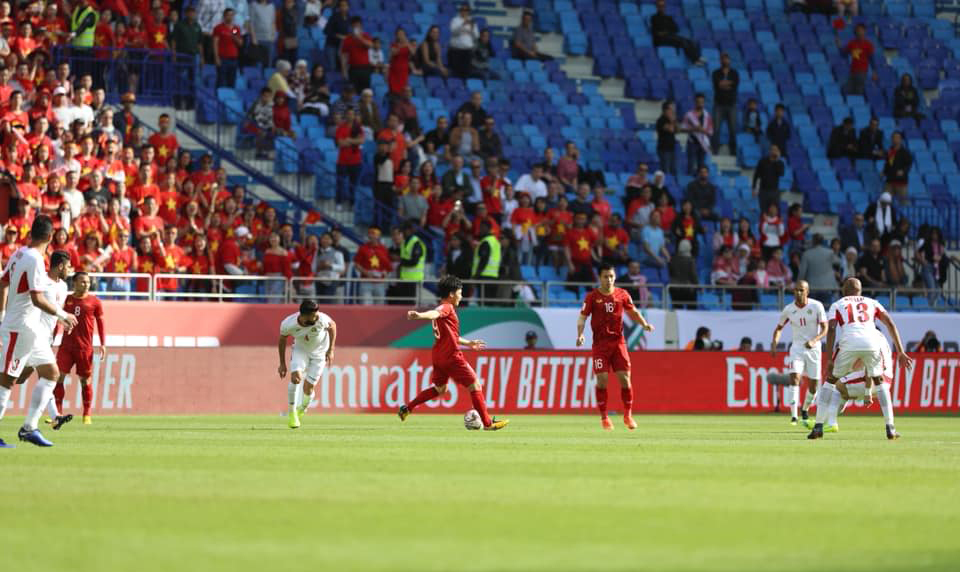 Hạ Jordan trên chấm luân lưu, Việt Nam vào tứ kết Asian Cup 2019 - Ảnh 1