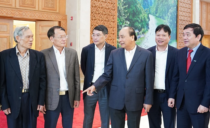 Thủ tướng Nguyễn Xuân Phúc: “Chúng ta cần thắng lợi kép" - Ảnh 1