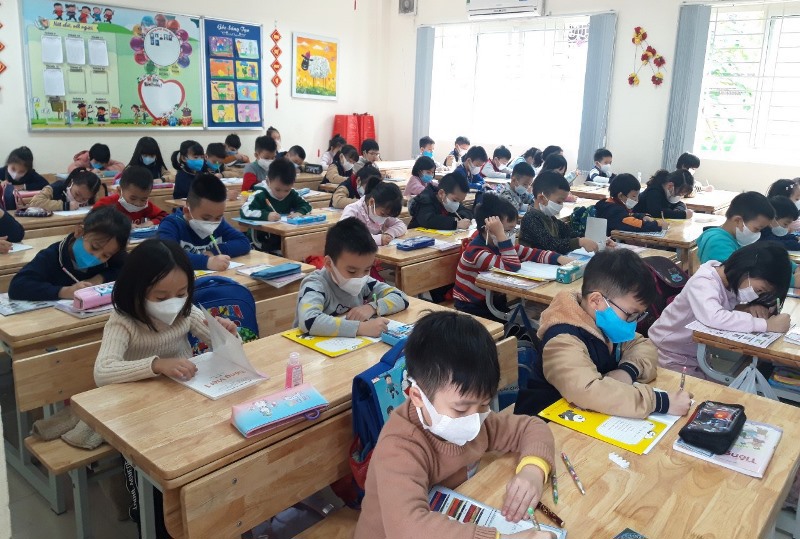 Chùm ảnh: Lớp học phòng, chống dịch nCoV ở Thanh Xuân - Ảnh 11